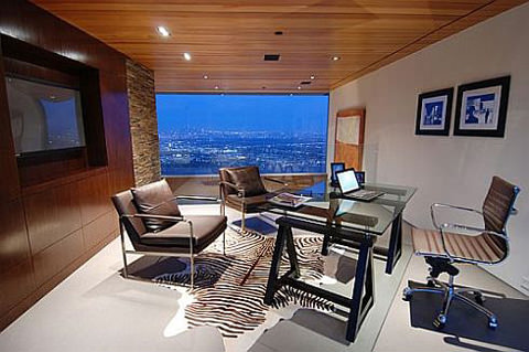 luxurious-property-with-stunning-views-in-la-7